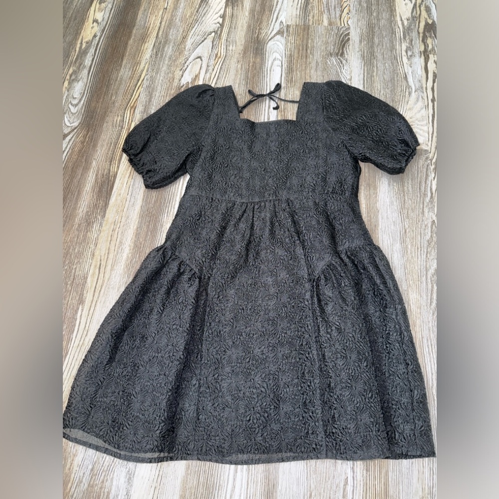 GB Girls size 16 black dress!